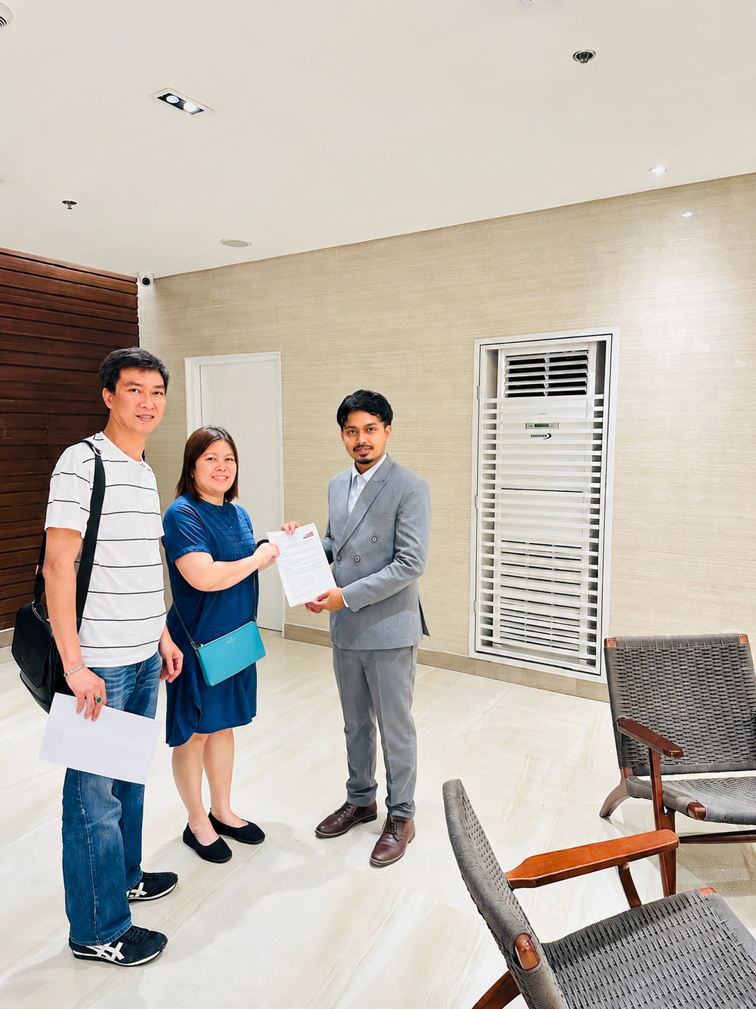 Visiting  our International Agent in Philippines.